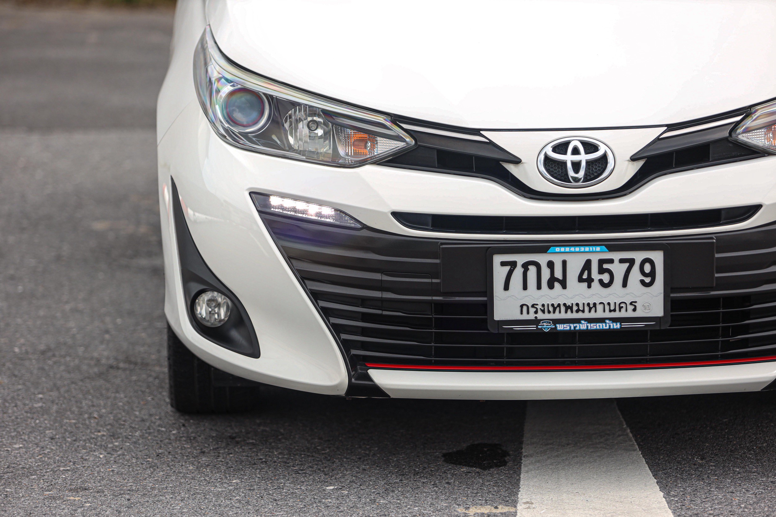 Toyota Yaris Ativ PF-รถบ้านมือสอง