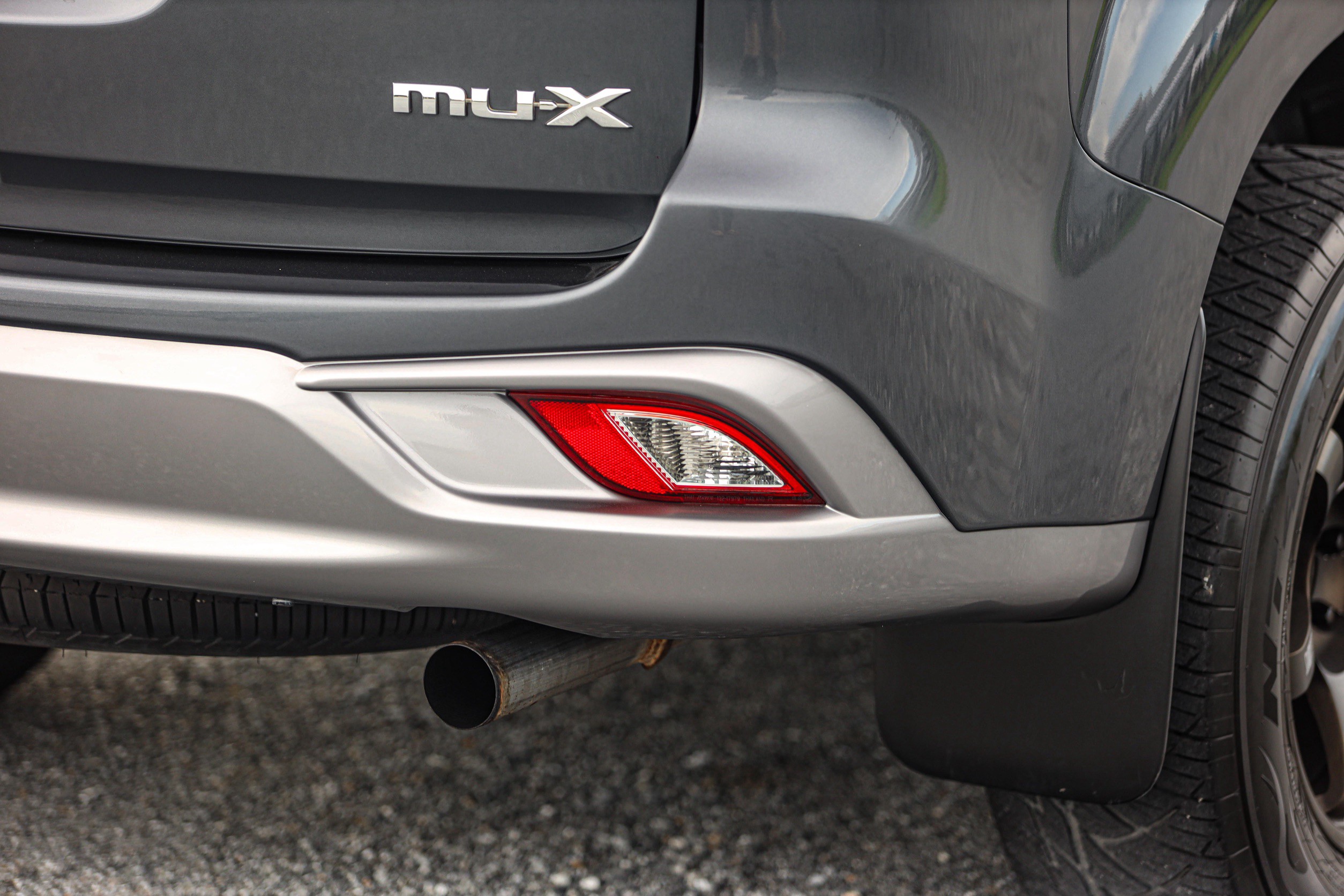 Isuzu Mu-x 3.0 Da Dvd PF-รถบ้านมือสอง