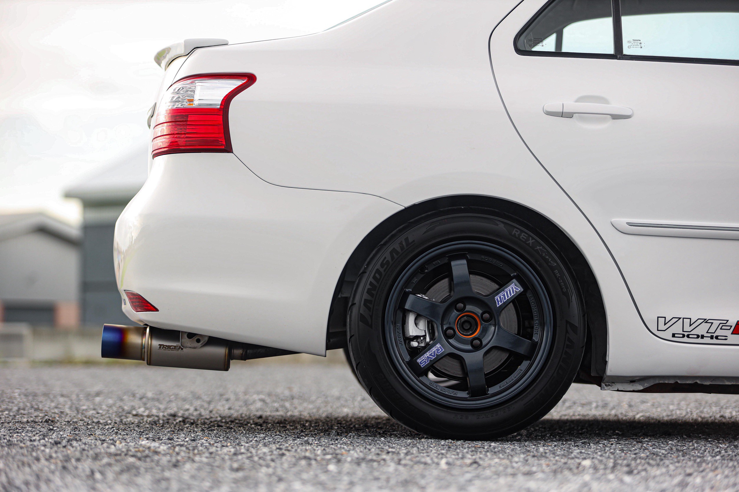 Toyota Vios E PF-รถบ้านมือสอง