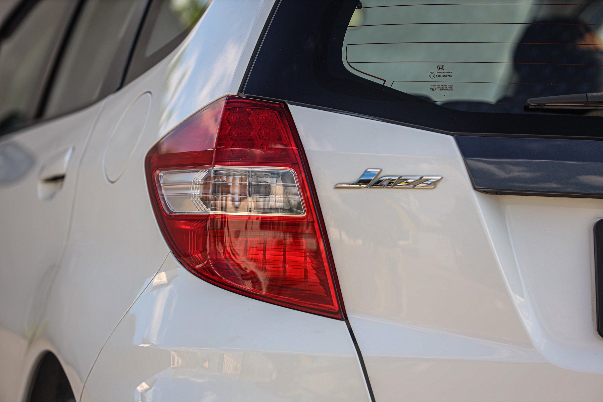 Honda Jazz Ge Japan AT PF-รถบ้านมือสอง