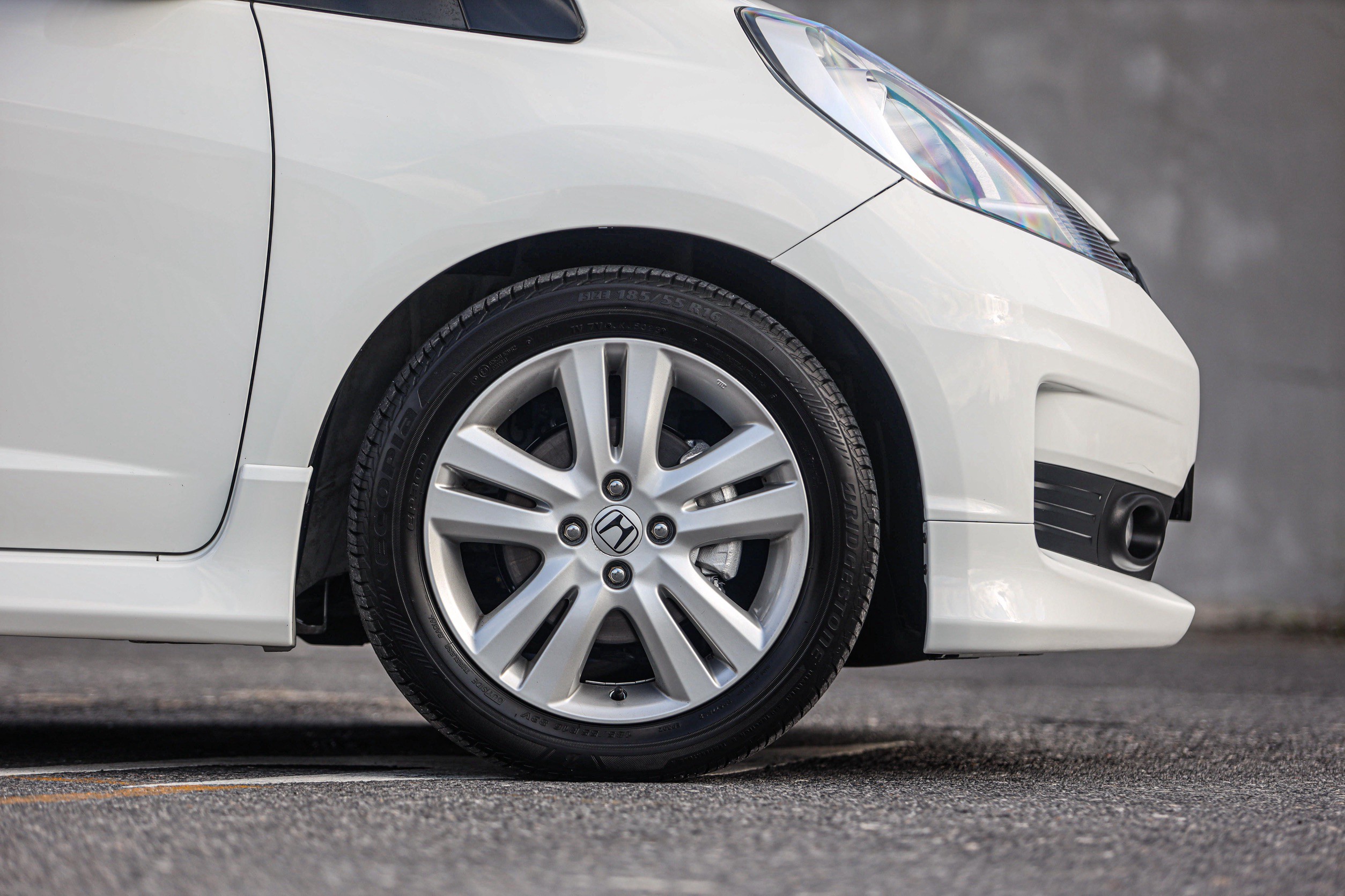 Honda Jazz Ge Japan AT PF-รถบ้านมือสอง