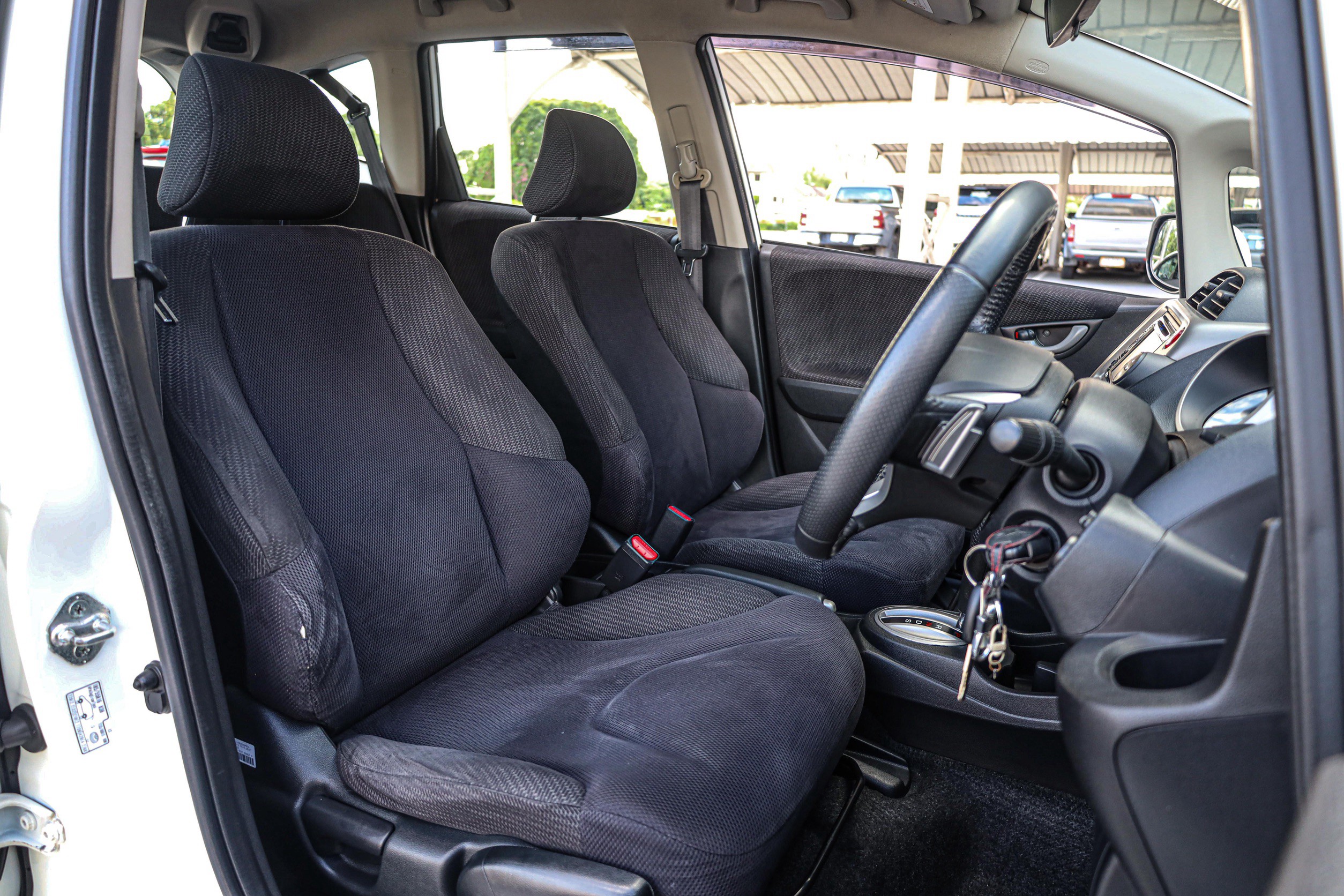 Honda Jazz Ge Japan AT PF-รถบ้านมือสอง