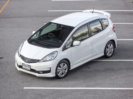 Honda Jazz Ge Japan AT PF-รถบ้านมือสอง