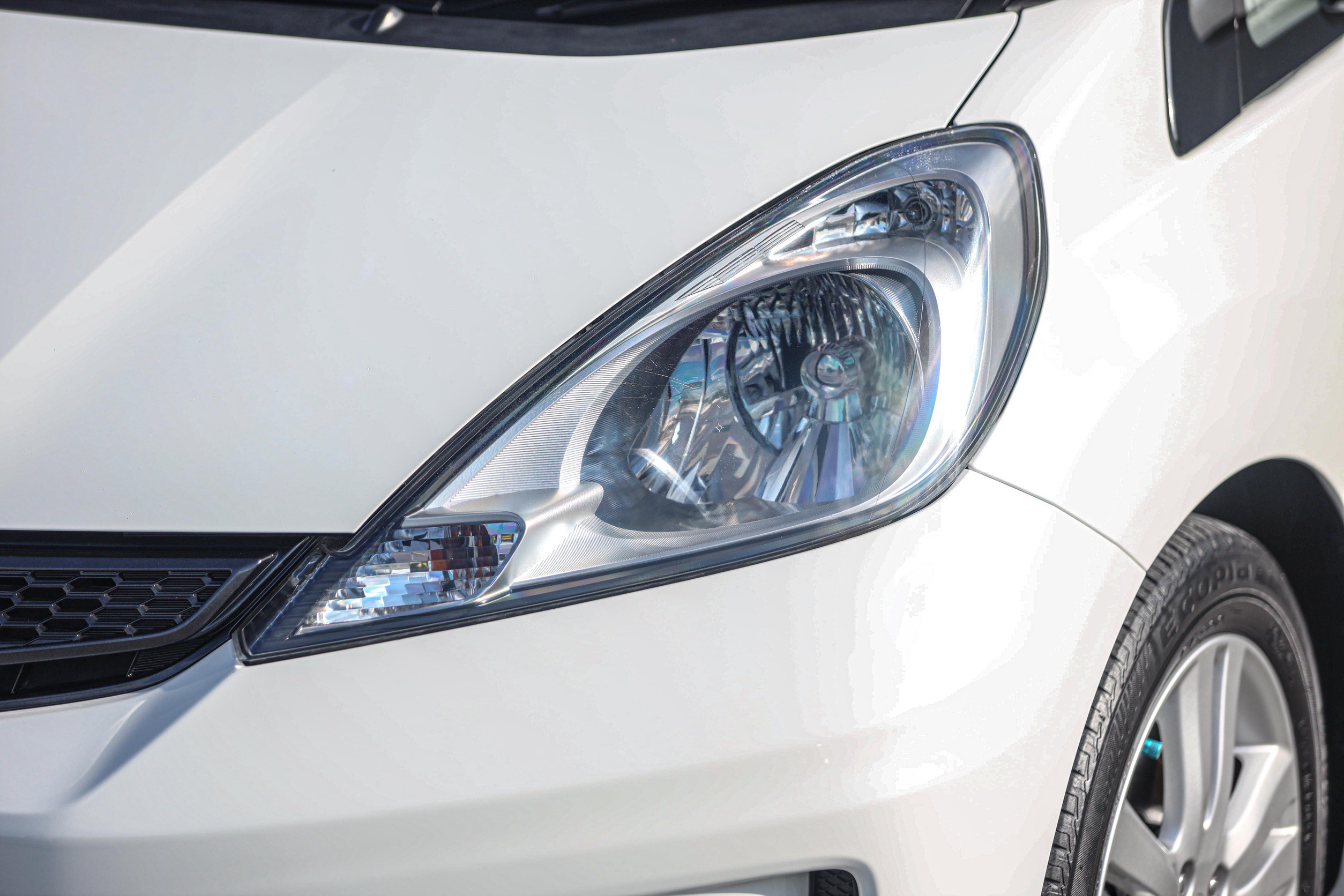 Honda Jazz Ge Japan AT PF-รถบ้านมือสอง