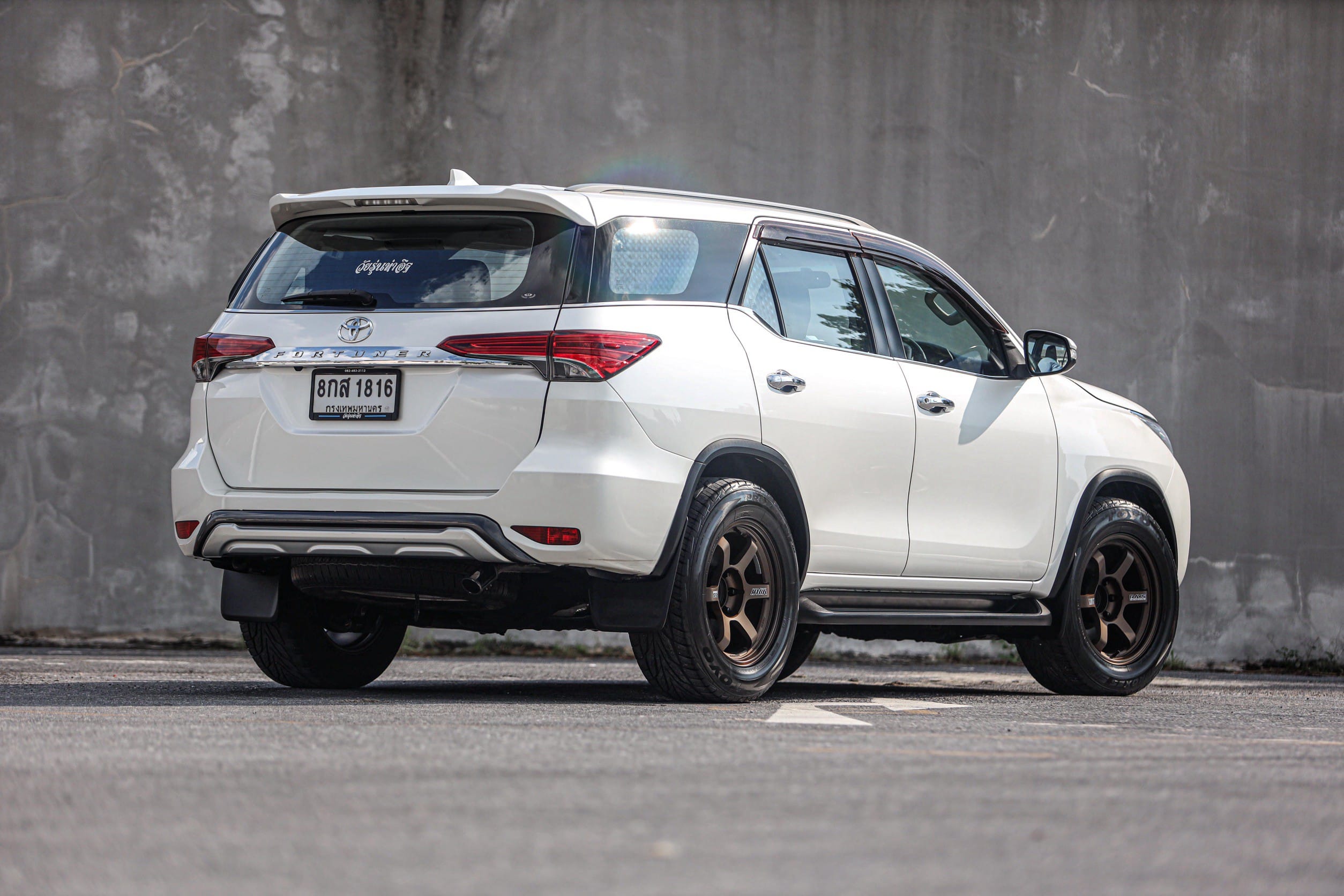 Toyota Fortuner 2.4 V 2WD PF-รถบ้านมือสอง