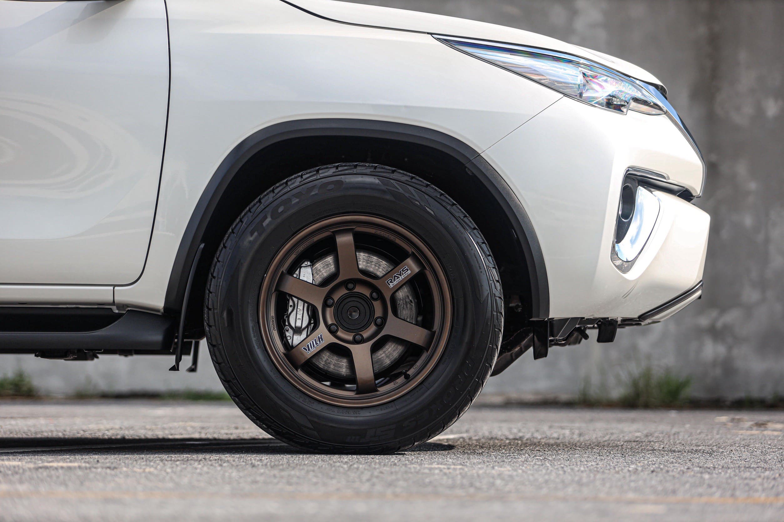 Toyota Fortuner 2.4 V 2WD PF-รถบ้านมือสอง