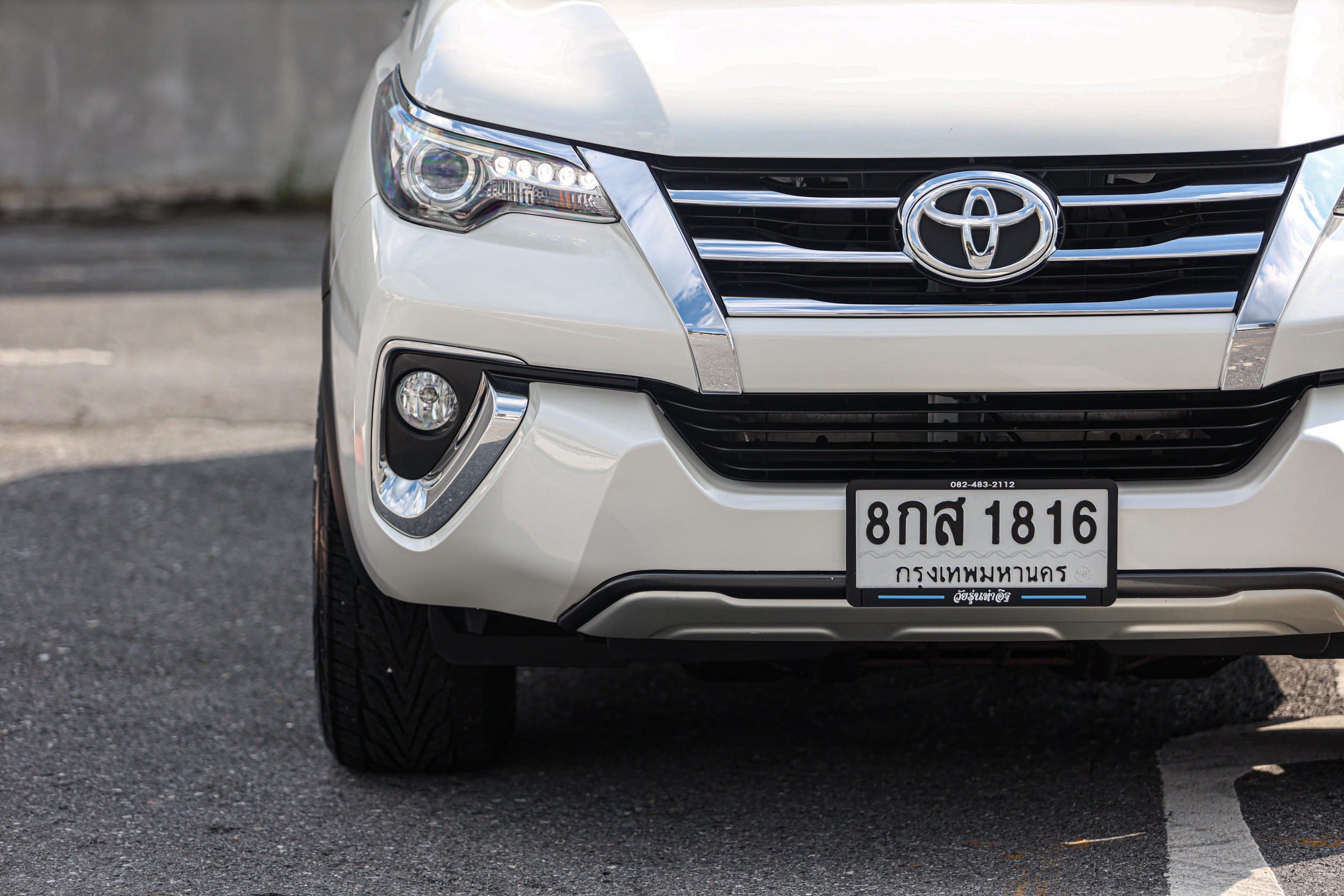 Toyota Fortuner 2.4 V 2WD PF-รถบ้านมือสอง