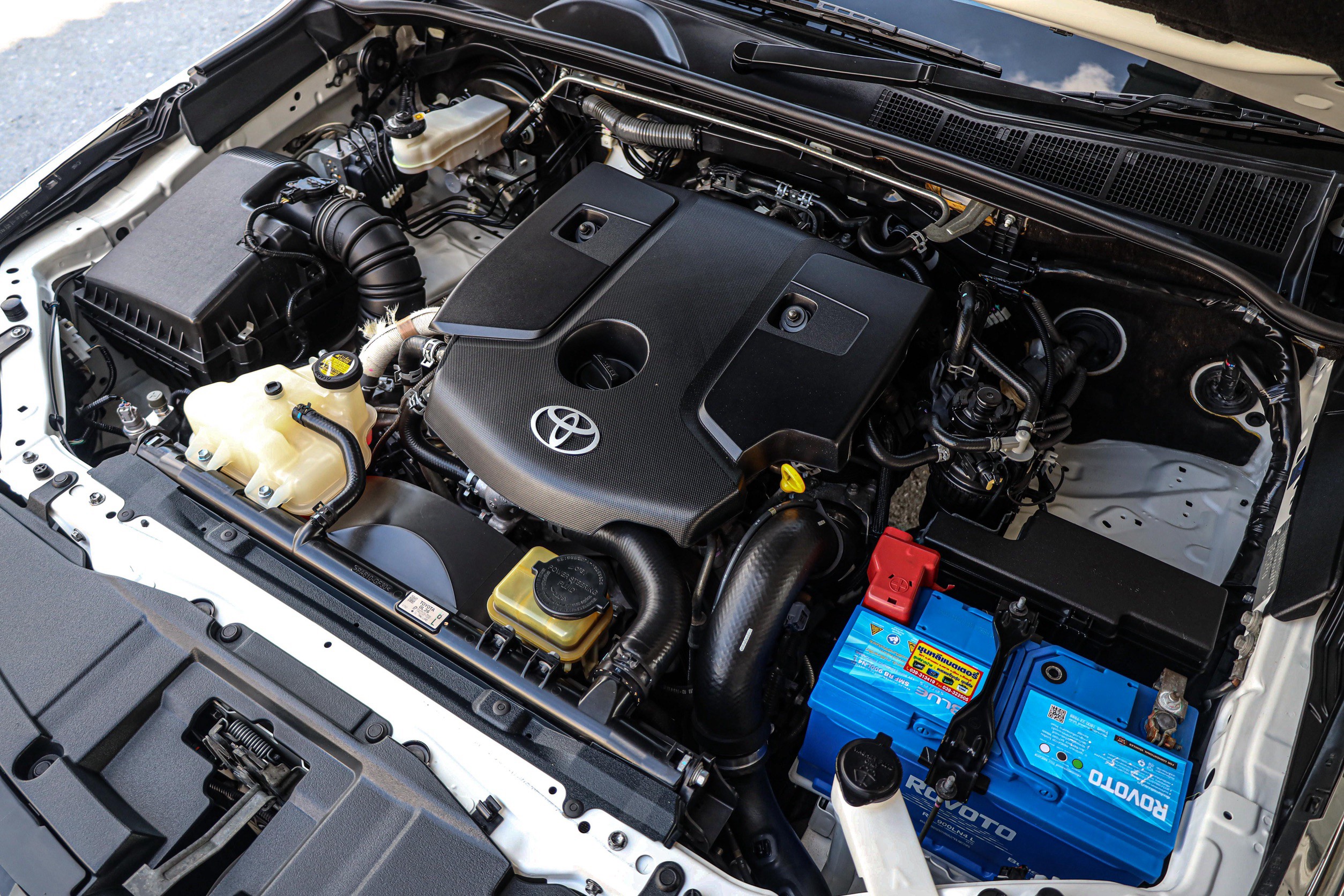 Toyota Fortuner 2.4 V 2WD PF-รถบ้านมือสอง