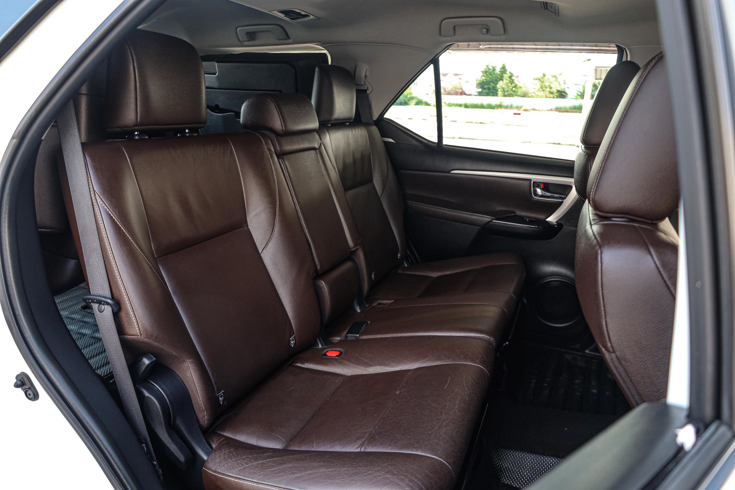 Toyota Fortuner 2.4 V 2WD PF-รถบ้านมือสอง