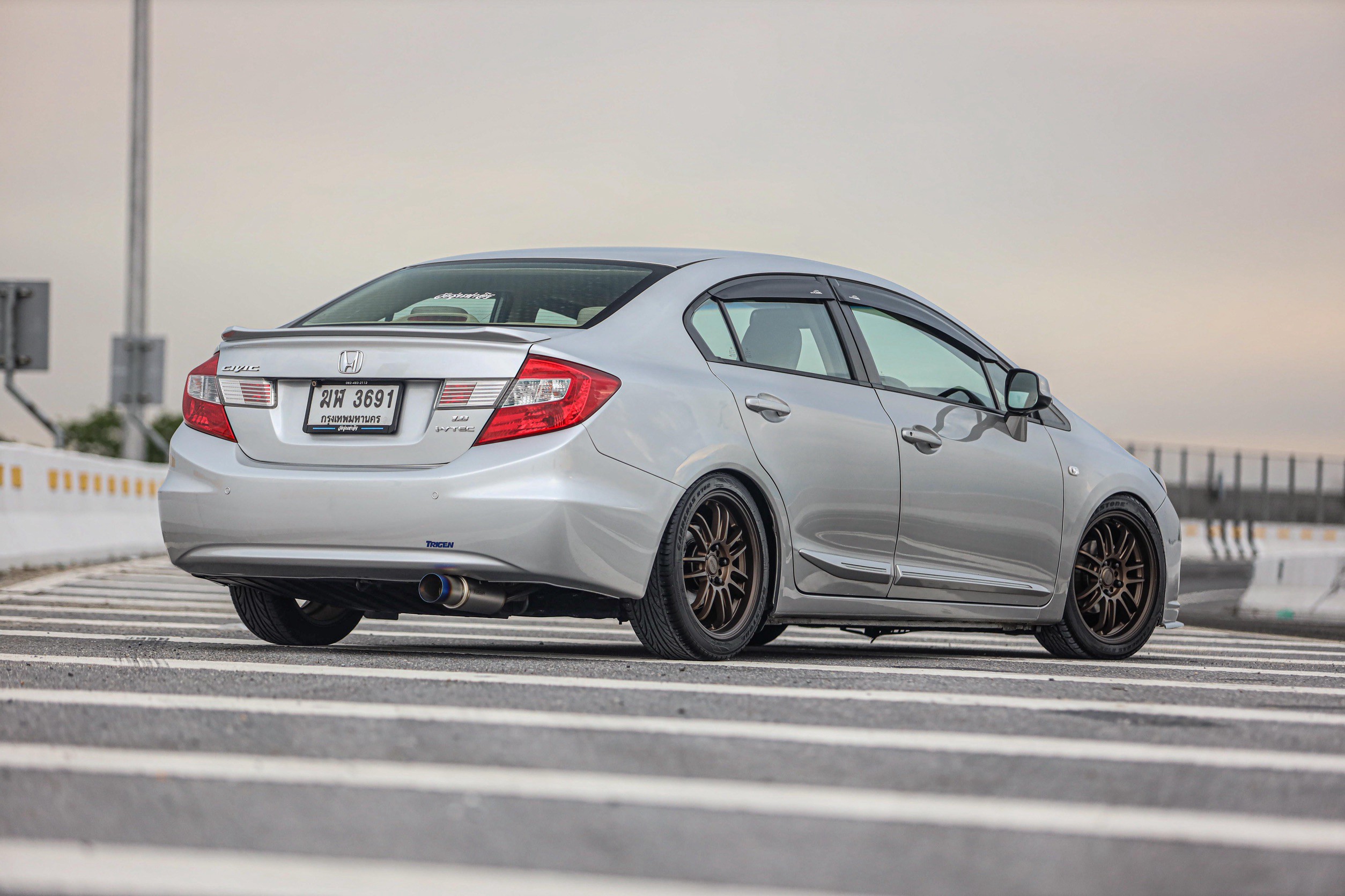 Honda Civic FB 1.8 S PF-รถบ้านมือสอง