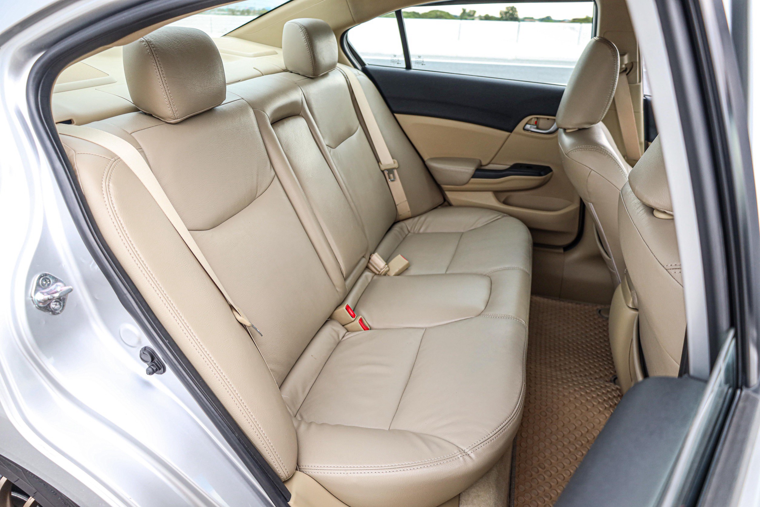 Honda Civic FB 1.8 S PF-รถบ้านมือสอง