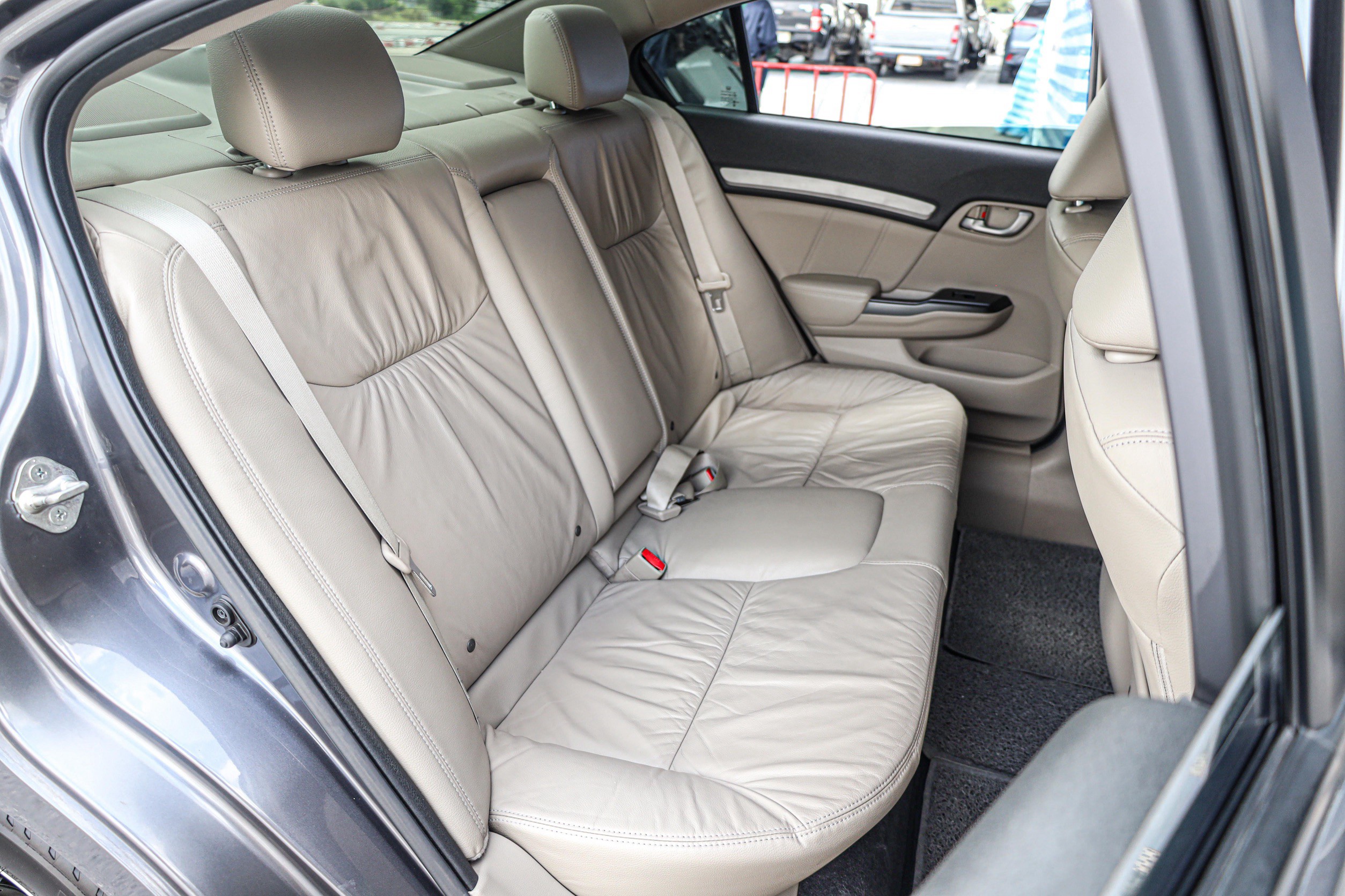 Honda Civic FB 1.8 E sport PF-รถบ้านมือสอง